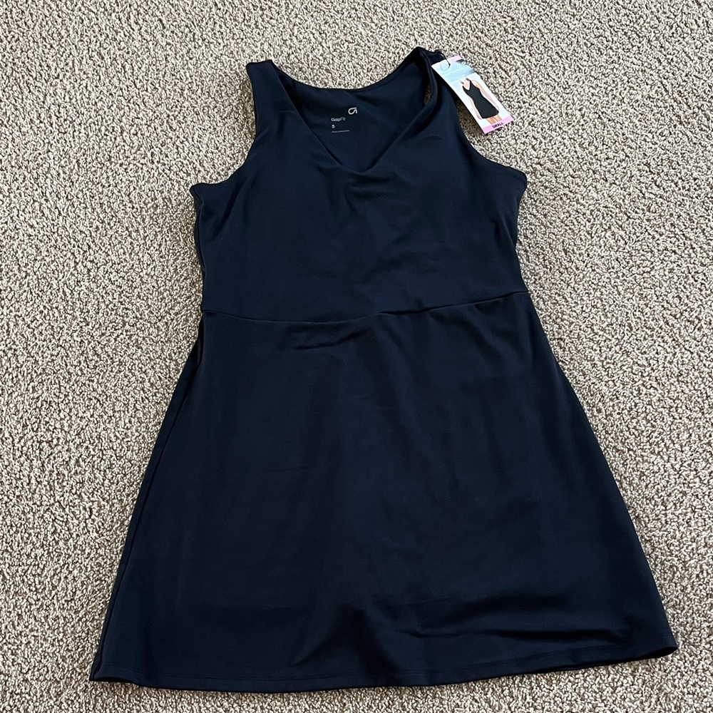 GAP black active tank dress size small, NWT